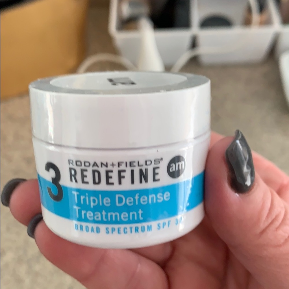 Sealed Redefine AM cream
